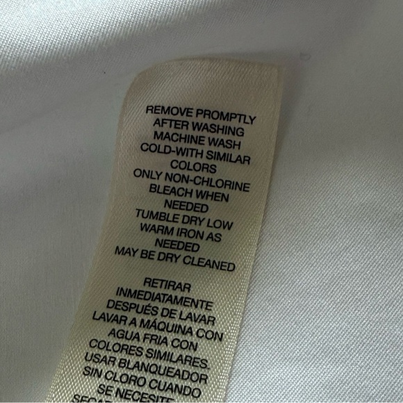 Chico's White tailored long sleeve button up no iron Blouse size 0 small medium - Picture 6 of 16